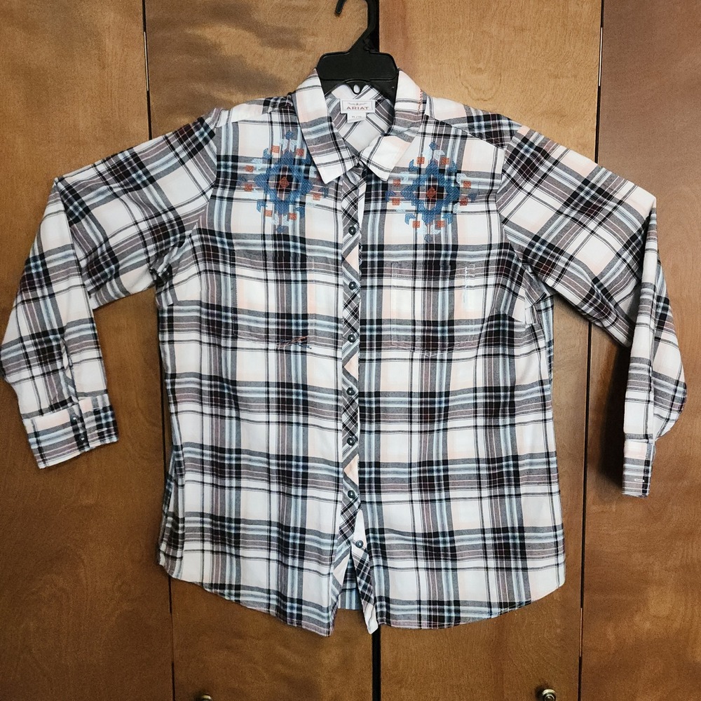D81 Ariat Womens XL Plaid Button Down Embroidered Southwestern Aztec White Pink‎